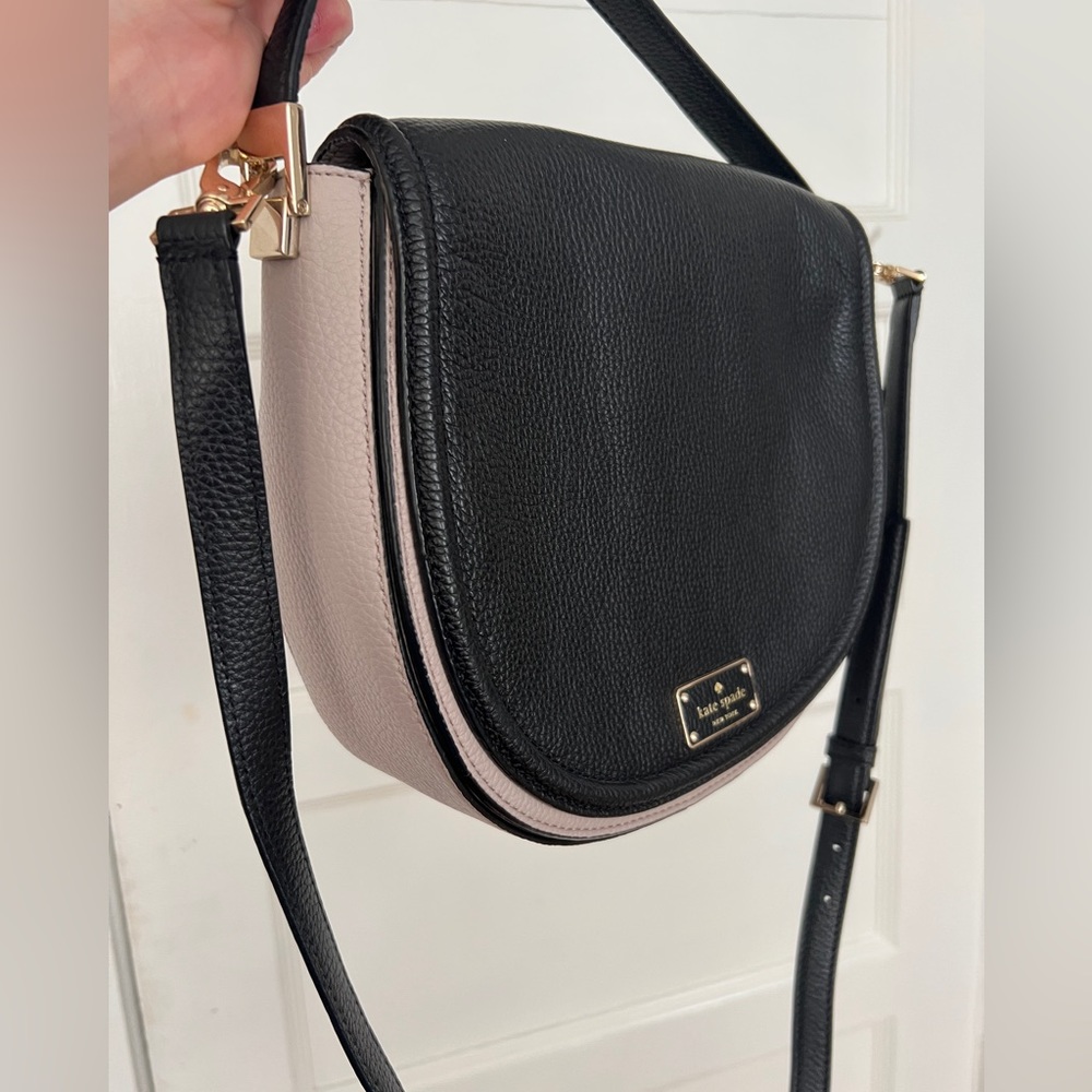 Kate spade tan and black bag